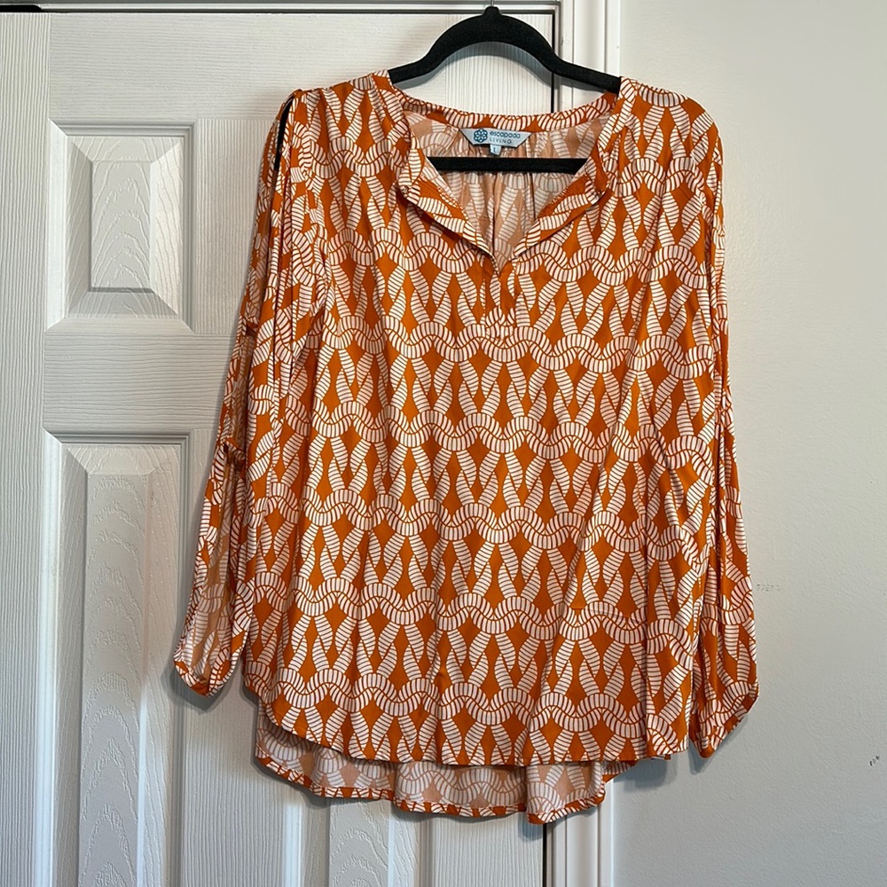 Women’s arm detail long sleeve top